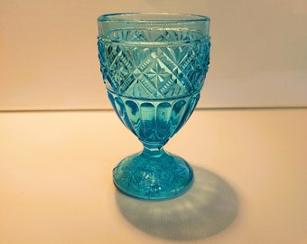 PORTIEUX - ancien verre de communion ou de mariage - pressé moulé - motifs  géométriques - Portieux ou Vallerysthal ?