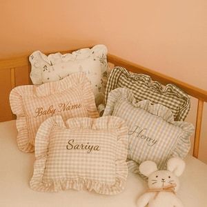 Personalized Baby Pillow with Name – Embroidered Newborn Gift, Custom Baby Shower Present, Pregnancy Reveal Keepsake, Nursery Toddler Decor