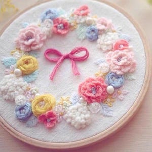 Beginner 3D Embroidery DIY Kit | European Silk Ribbon Embroidery Set, Simple Hand-Stitched Needlework for Beginners