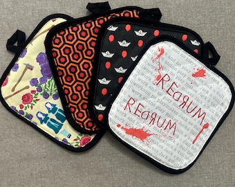 The Shining Potholder: Overlook Hotel, Redrum, Horror Kitchen Decor, Stephen King