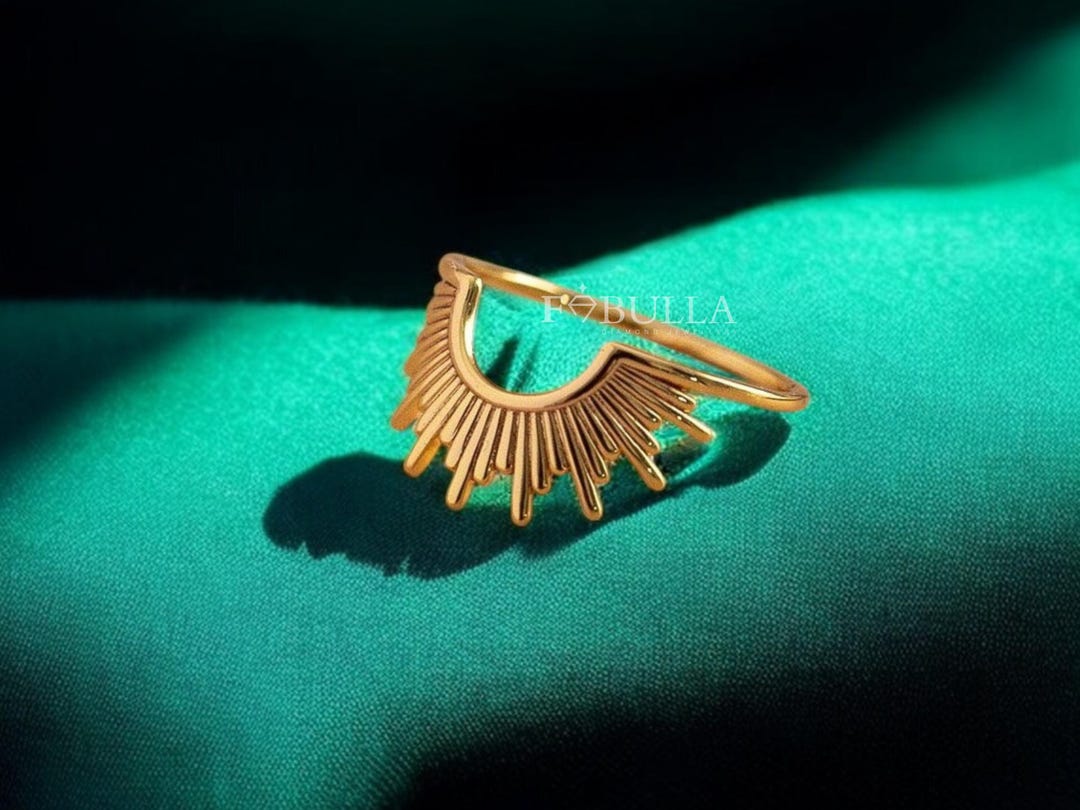 14k Gold Sunburst Ring: Minimalist Stacking Ring - Etsy