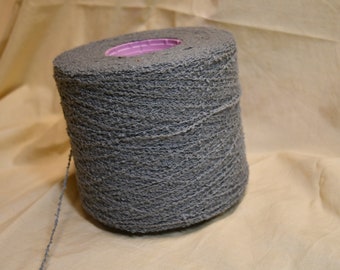 GREY Wool / Nylon Boucle  2 Pounds  9 Ounces      P40-A14