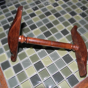 Kromski Small Walnut Niddy Noddy Instructions Included