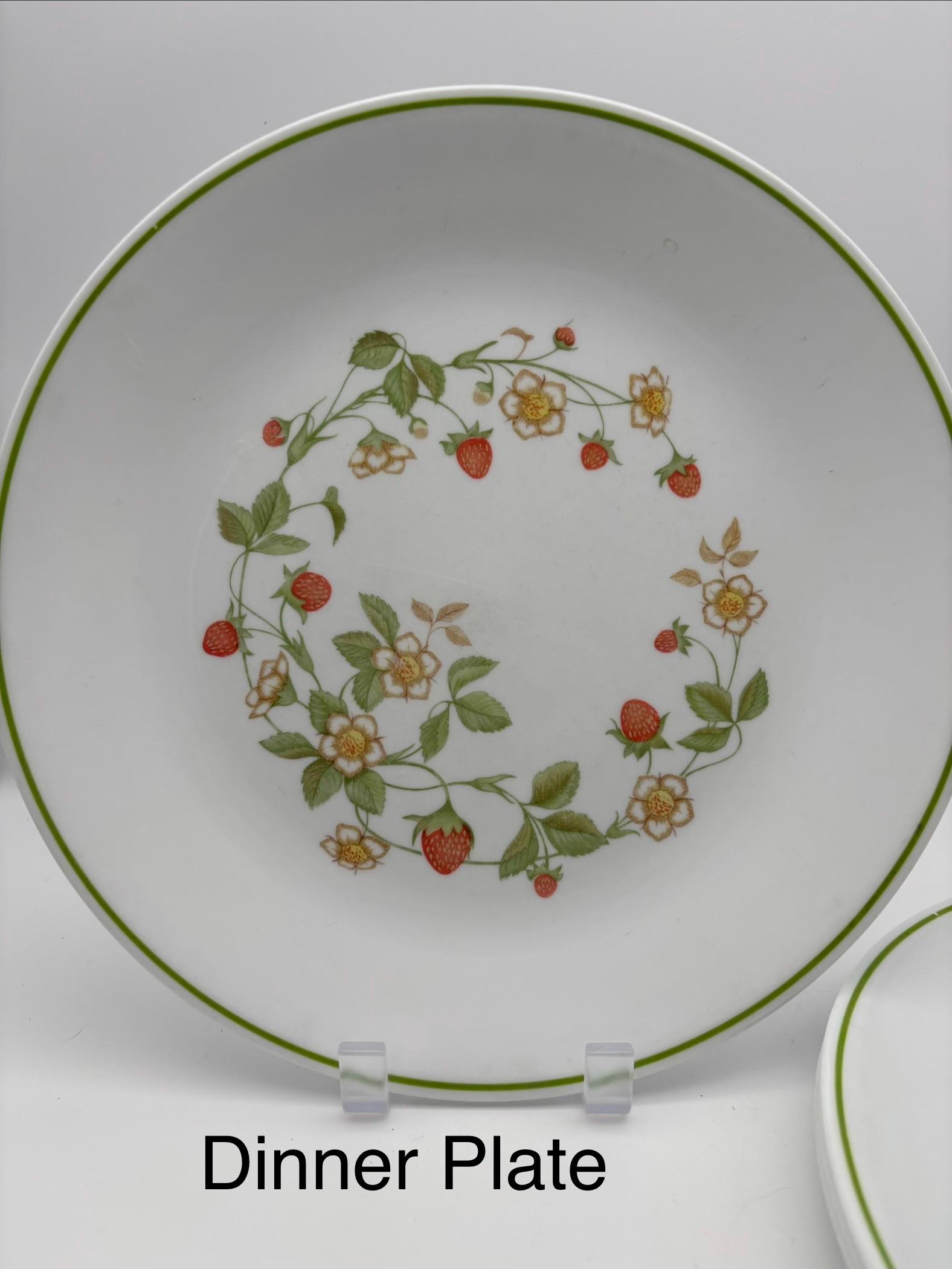 Vintage Strawberry Dinnerware Set - Etsy