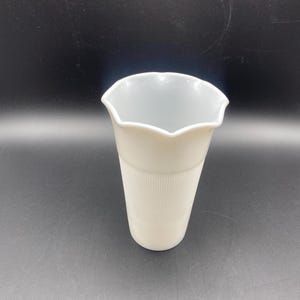 HAZEL ATLAS | Milk Glass | Jane Ray Floral Vase | Free Shipping!!!!