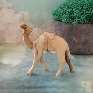 Set of 2 Olive Wood Camel Sculptures – 2.5x14cm Hand-Carved Art from Jerusalem, Authentic Holy Land Craft