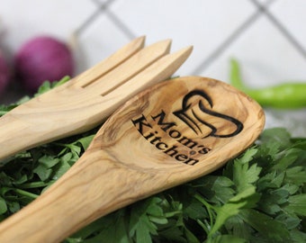 Personalized Olive Wood Utensil Set: Engraved Kitchen Gift