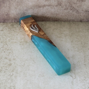 17.5cm / 6.8&quot;, Mezuzah Cases From Israel with Love, Olive Wood Mezuzah with Epoxy, A Testament to Judaica Craftsmanship & Design Jewish Gift