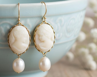 Cameo Brooch Signed Florenza - Etsy