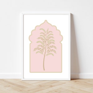 Puede incluir: Una impresi&oacute;n enmarcada en rosa y dorado con un dise&ntilde;o floral estilizado. El dise&ntilde;o floral es una sola rama con hojas verdes y flores rosas. El dise&ntilde;o est&aacute; sobre un fondo rosa y enmarcado con un arco dorado.