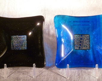 Dichroic Design Turquoise Blue and Black Flat Bottom Trinket Dishes