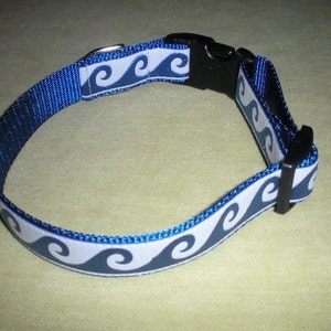 Catch a Wave Collar or Leash image 3