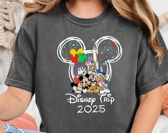 Komfortfarben, Mickey und Freund Shirt, Disney Schloss Shirt, Disneyland Shirt, Mickey und Minnie Shirt, Disney Urlaub Shirt, Disney Shirt
