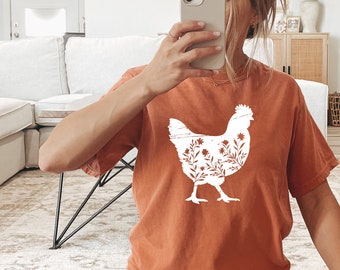 Camiseta Comfort Colors Floral Chicken, Camiseta Farm Girl