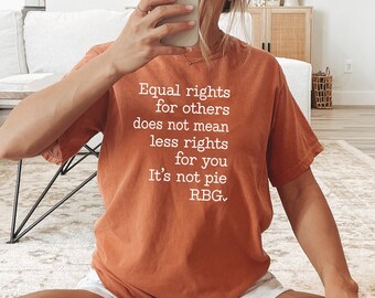 Comfort Colors RBG-shirt, Equal Rights-T-shirt