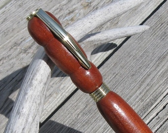 Red Heart Wood Gold Tipped Refillable Twist Pen