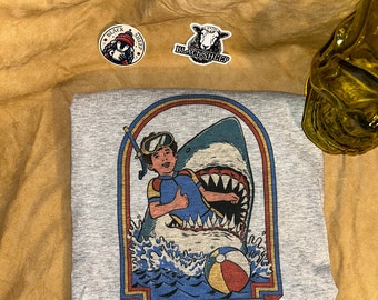 Bądź pozytywny, modne koszulki Shark