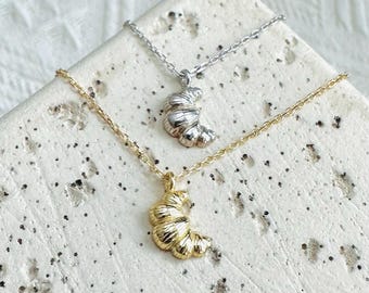 フレンチクロワッサンネックレス、S925シルバー、18Kゴールドメッキ、クロワッサン風ペンダント、ミニマリストネックレス、友人へのギフト