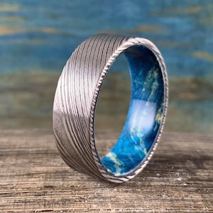 Stainless Damascus Steel - Men's Wedding Band - Blue Wood Ring