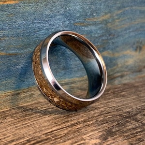 Men&#39;s Tungsten Wedding Band with T-Rex Bone Inlay - Dinosaur Bone Ring  - Unique Dinosaur Fossil Ring