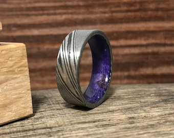 Damascus Steel Ring with Purple Wood - Men's Wedding Band - Artisan Handcrafted