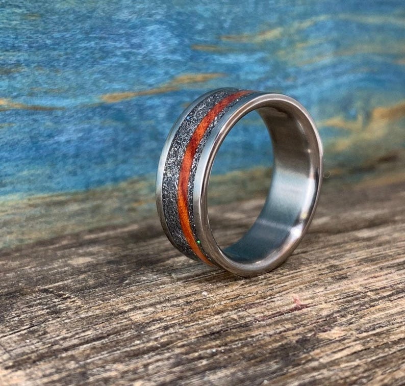 Men's Wedding Band with Meteorite and Amboyna Burl - Titanium Ring, Wood Inlay immagine 1