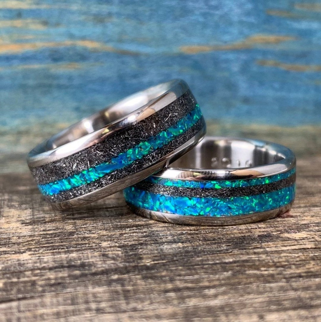 Diamond Titanium Wedding Ring Set with Hawaiian Koa Wood Inlay (6mm - –  Aolani Hawaii