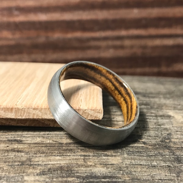 Men's Tianium Wood Wedding band, Titanium Ring mens, Mens Wedding Ring, Mens Wedding band, Bocote Wood ring, Wood Wedding Ring, Mens Ring