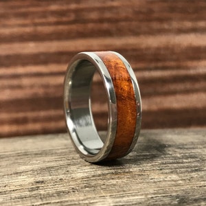 Men&#39;s Wedding Band - Titanium Ring with Amboyna Burl Wood Inlay - Alternative Rustic Wedding Ring