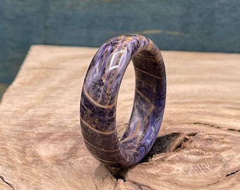 Oak Wood Ring - Custom Made Men's Wedding Band - Purple