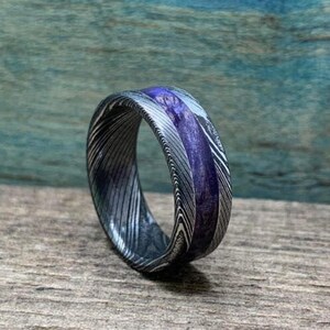 Purple Wedding Band, Stainless Steel Damascus Ring with Box Elder Inlay image 2