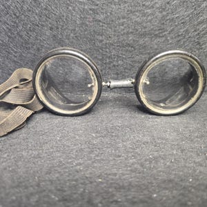 Vintage Sellstrom Safety Goggles Clear Lens Circle S Logo Steampunk Cyberpunk