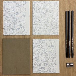 Ensemble de cartes de voeux typographiques All the Letters Pied (3 cartes)