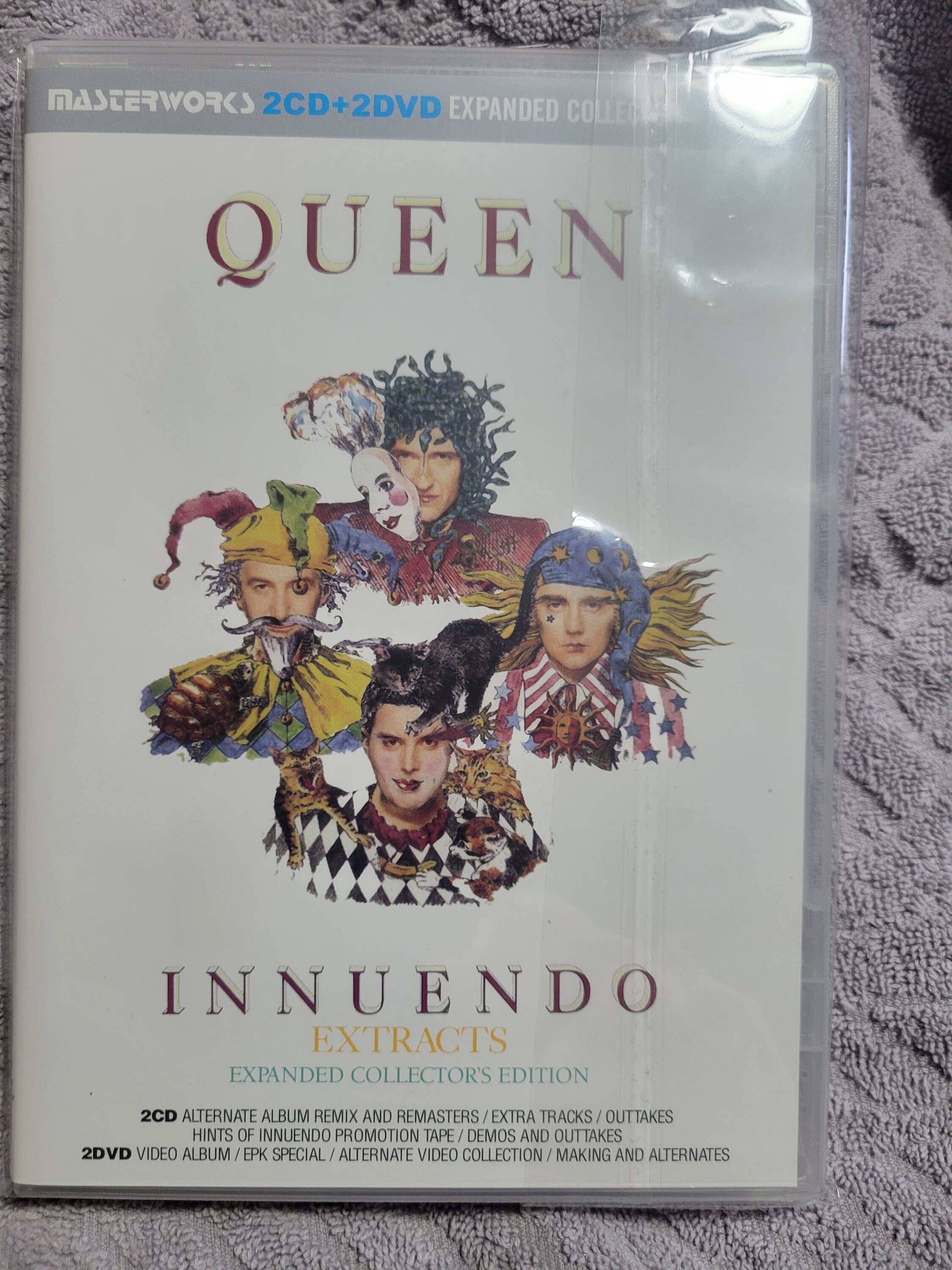 QUEEN Innuendo 2 CD 2 DVD Rare Box Set Expanded Collector