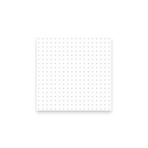 Puede incluir: Un bloc de notas cuadrado y blanco con una cuadrícula de pequeños signos más grises. La cuadrícula cubre toda la superficie del bloc de notas, proporcionando un diseño limpio y organizado para notas o bocetos. El bloc de notas está sobre un fondo blanco.