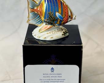 Collectable Royal Crown Derby Paperweight Golden Koi Carp 7” L