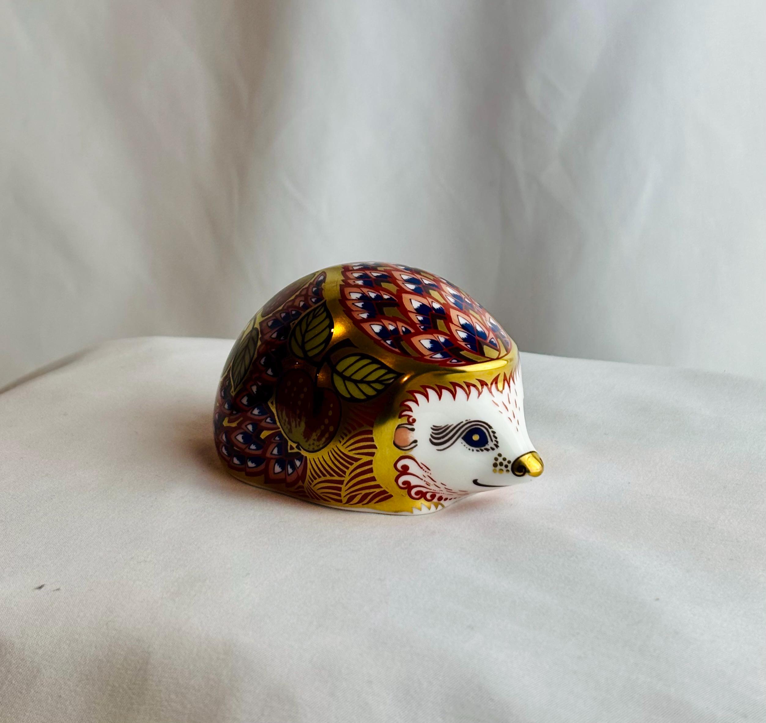 Royal Crown Derby Paperweight Orchard Hedgehog. Gold Stopper