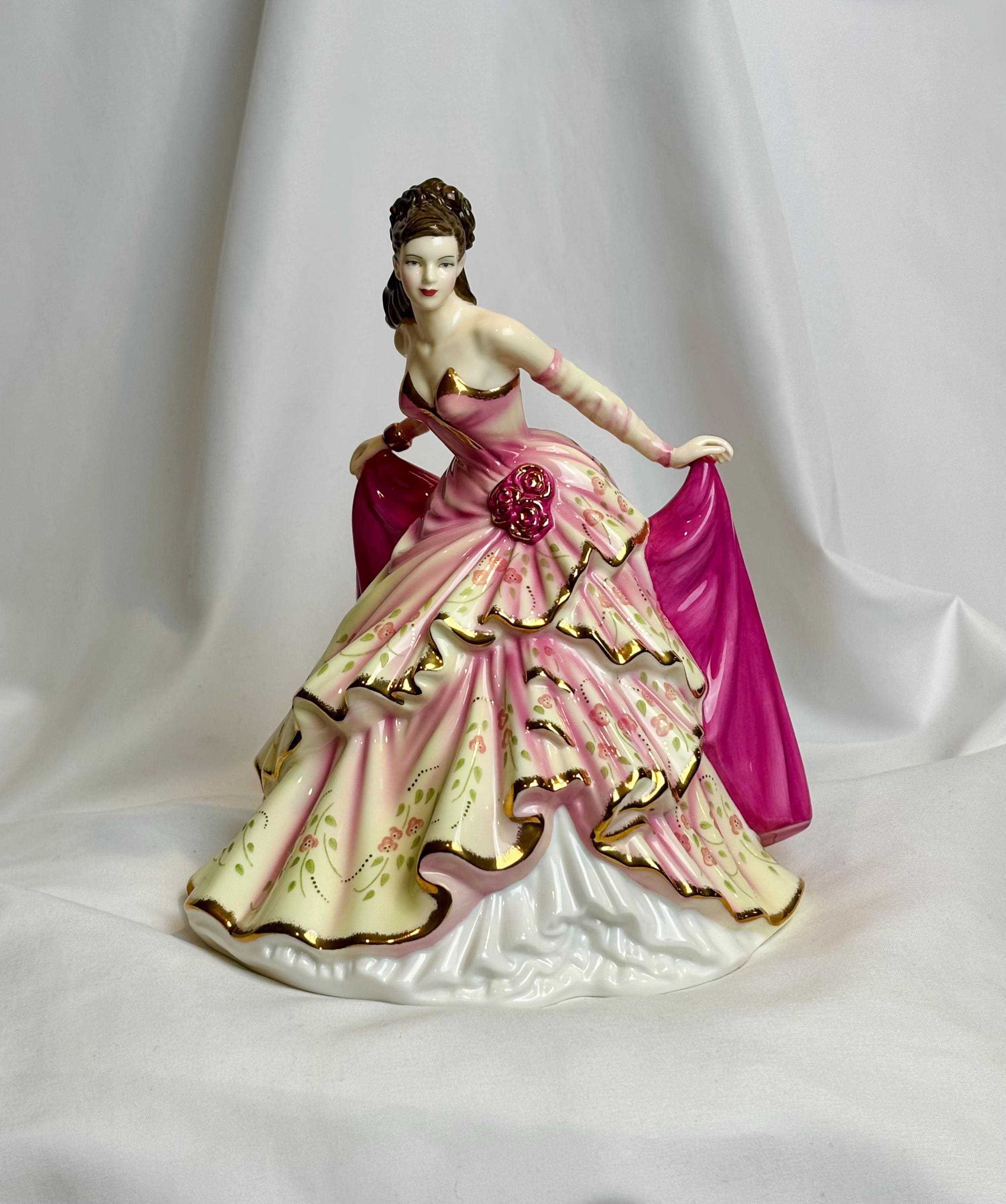 Royal Doulton Figurine Grace - Etsy