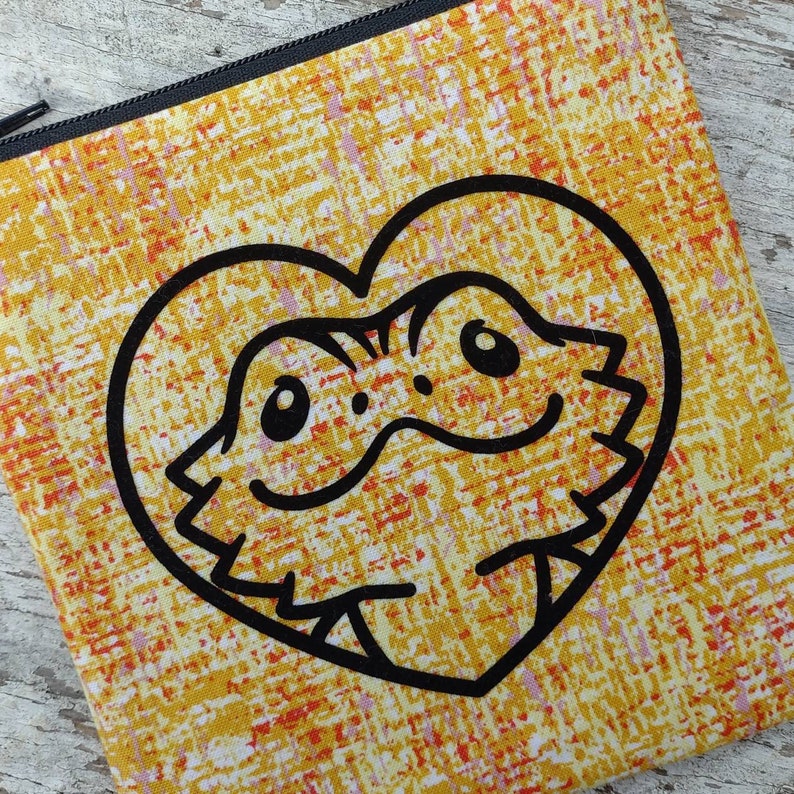 Bearded dragon zipper pouch. Great gift for beardie parents. I heart lizards and reptiles. Change purse. Orange lizard lover bag image 3