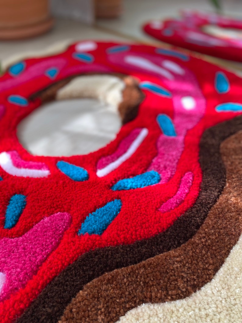 Sprinkles Rug Handmade Tufted Donut Rug With Sprinkles, Fun and Whimsical Pink Floor ...