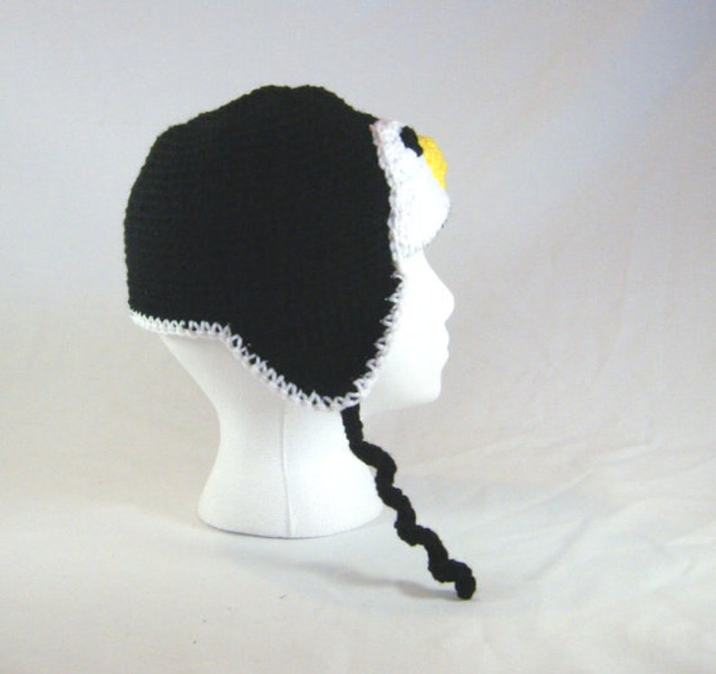 PATTERN Penguin Crochet Ear Flap Hat image 3