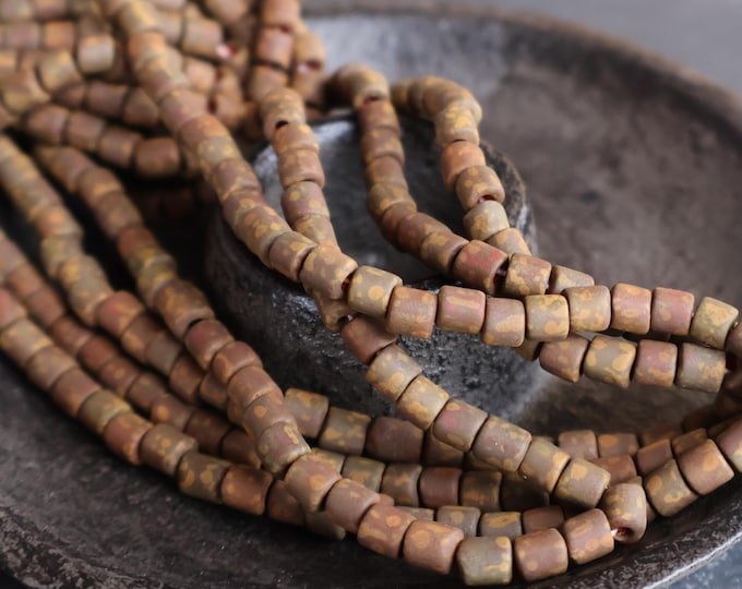 Czech Picasso Aged Bugle Bead - Terra Cotta Trail 6/0 - (2 - 1 PBT)