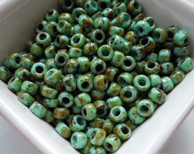 100 Toho Japanese Seed Beads Turquoise Picasso 6/0