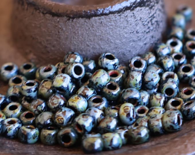 6/0 Toho Seed Beads - 100 Jet Black Picasso 12 - 27