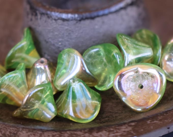 Green Czech Glass Three Petal Flower Chrysolite Celsian  10x12mm 01 - 04