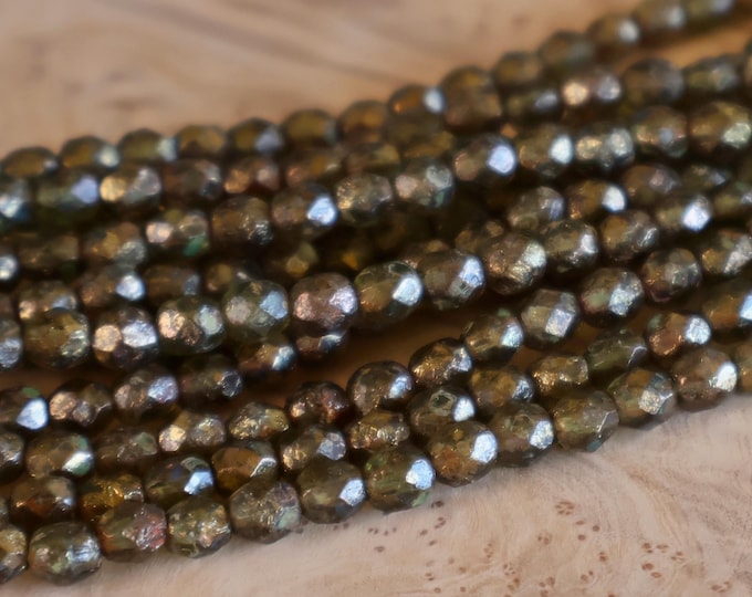 25 Czech Glass Bead 6mm Faceted Round Bead - Olivine Stone Copper Picasso