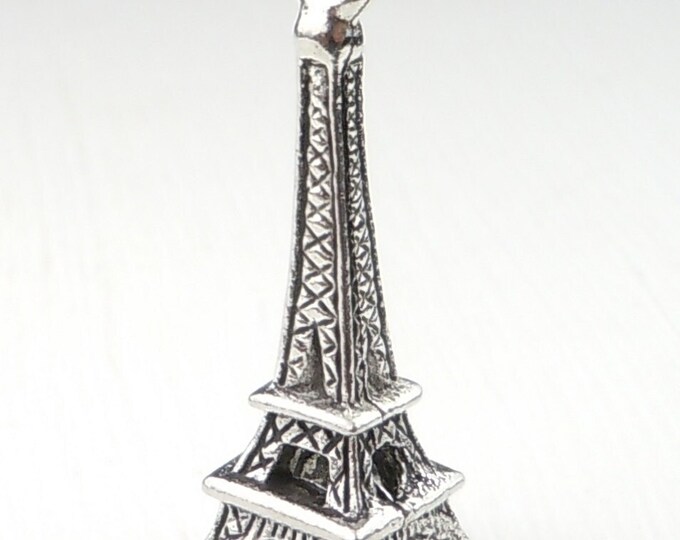Eiffel Tower Pewter Charm - Antique Silver 24mm Charm (BX 9 - 29)