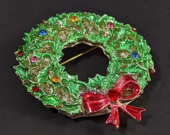 Vintage Christmas Wreath Pin - Green Enamel Rhinestone Glitter