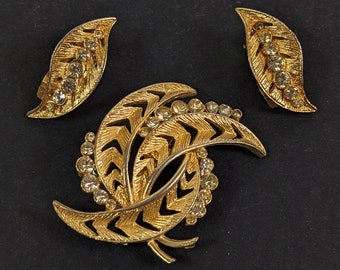 Classic Mid Century Jewelry Set - Brooch and Matching Clip on Earrings - Rhinestone Leaf Leaves