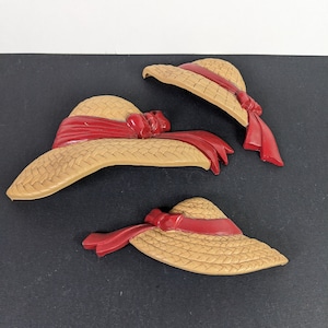 Vintage Straw Hats Wall Decor - Set of 3 - Burwood 1980&#39;s Wall Art